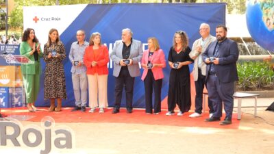 Cruz Roja otorga el premio a Granada Social y Startidea por su compromiso con la comunicación como herramienta de cambio social